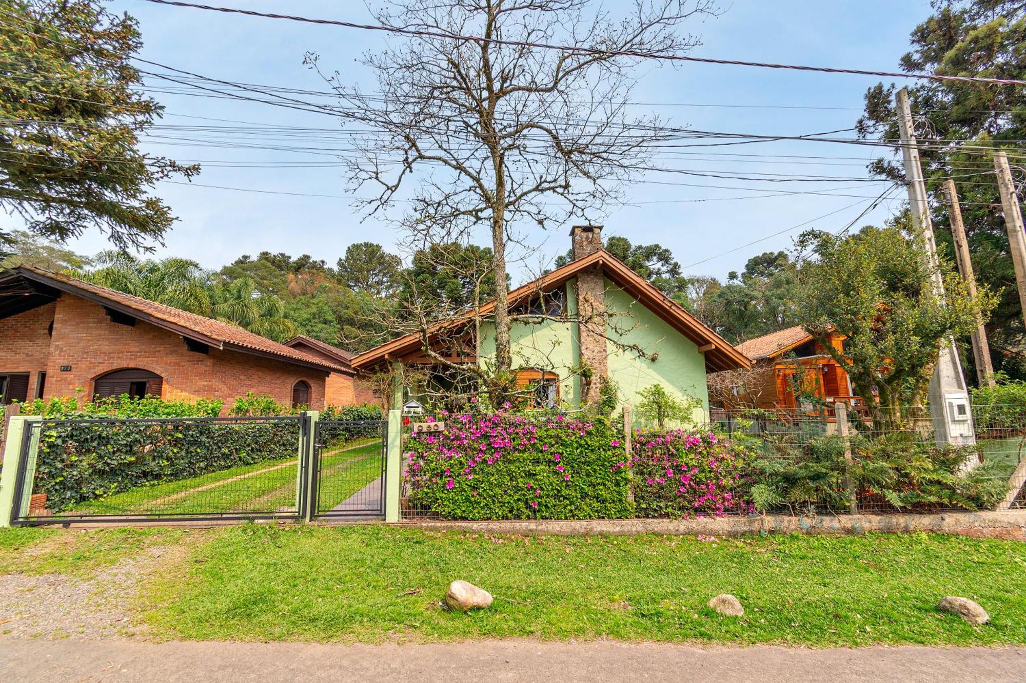 格拉玛多Linda Casa 5 Quartos No Lago Negro别墅 外观 照片